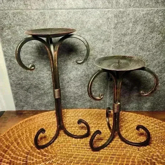 Stupendous Home Decor Metal Candle Stands Made In India - Picture 1 of 5